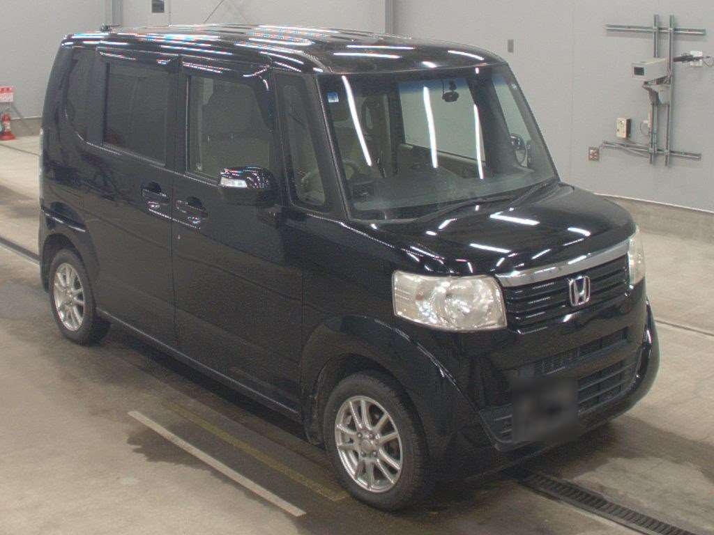 HONDA N-BOX