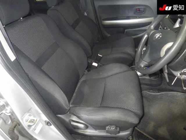 TOYOTA IST