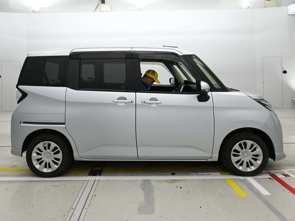 TOYOTA TANK