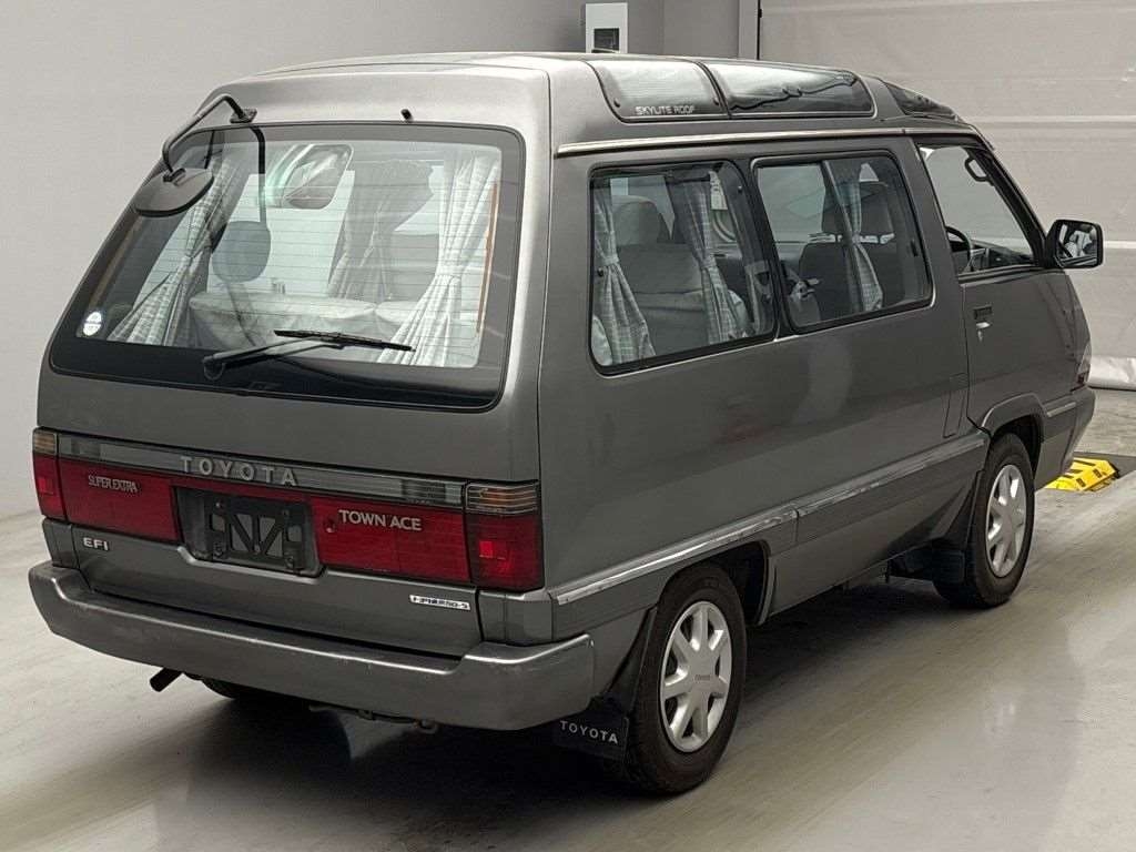 TOYOTA LITE ACE