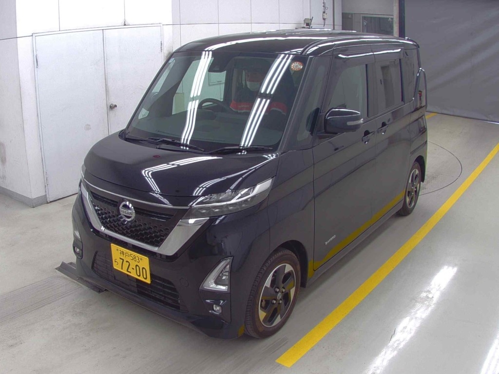 NISSAN ROOX