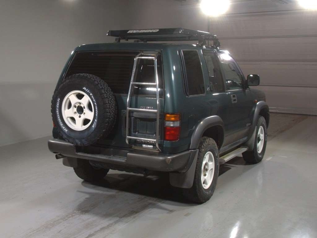 ISUZU BIGHORN