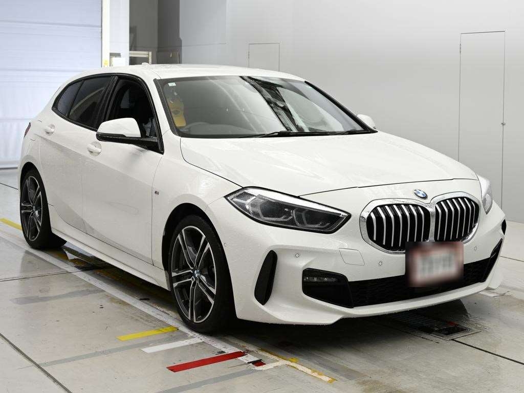 BMW 1-SERIES