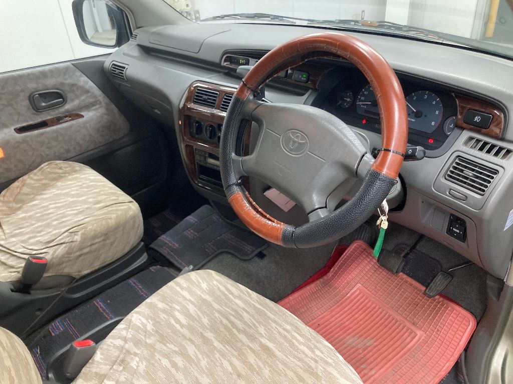TOYOTA LITE ACE NOAH