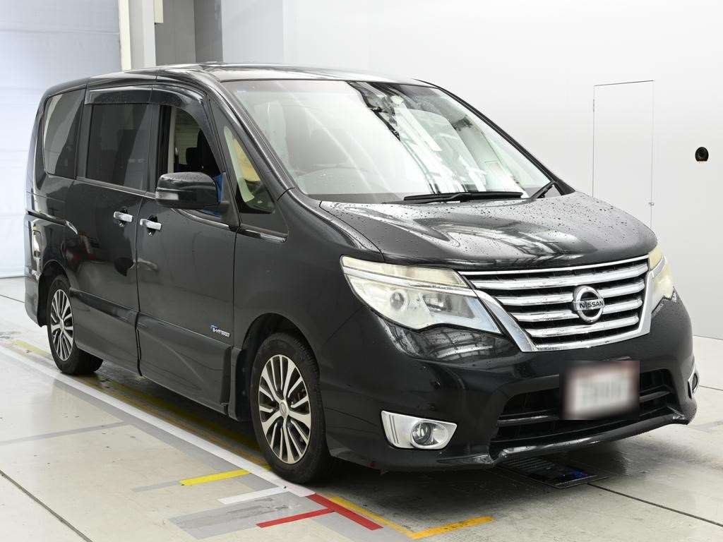 NISSAN SERENA