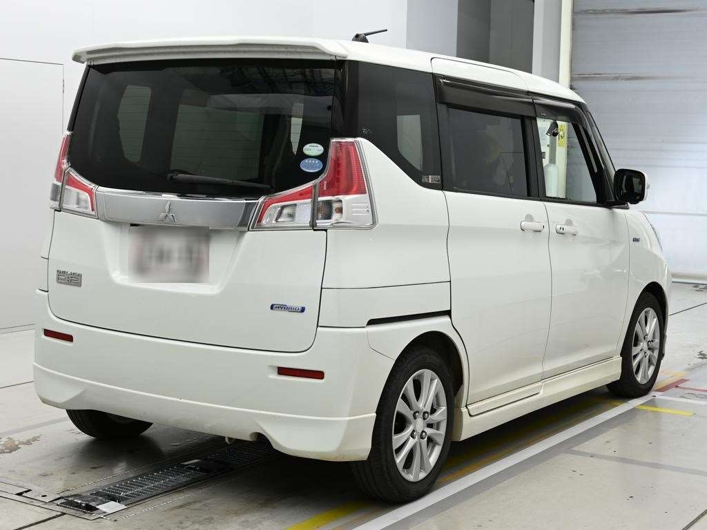 MITSUBISHI DELICA D:2