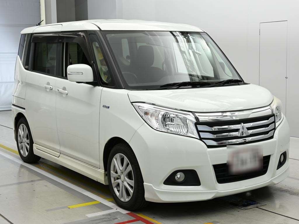 MITSUBISHI DELICA D:2