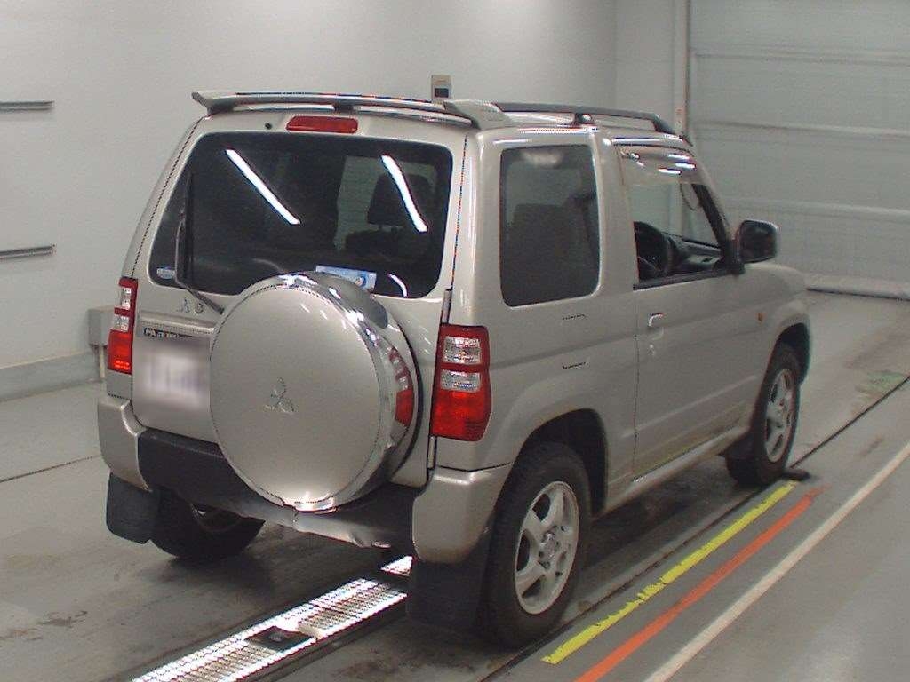 MITSUBISHI PAJERO MINI