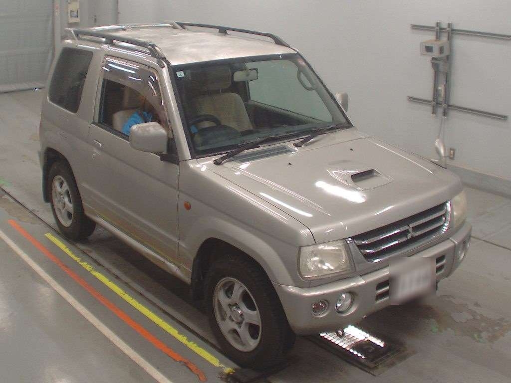 MITSUBISHI PAJERO MINI