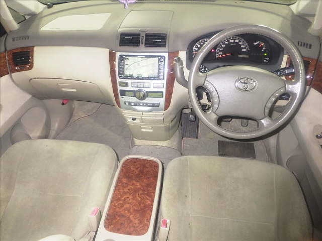 TOYOTA IPSUM