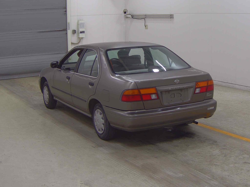 NISSAN SUNNY