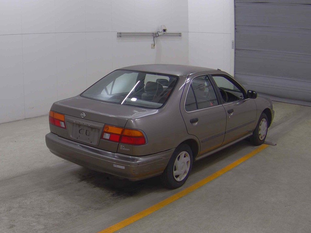 NISSAN SUNNY