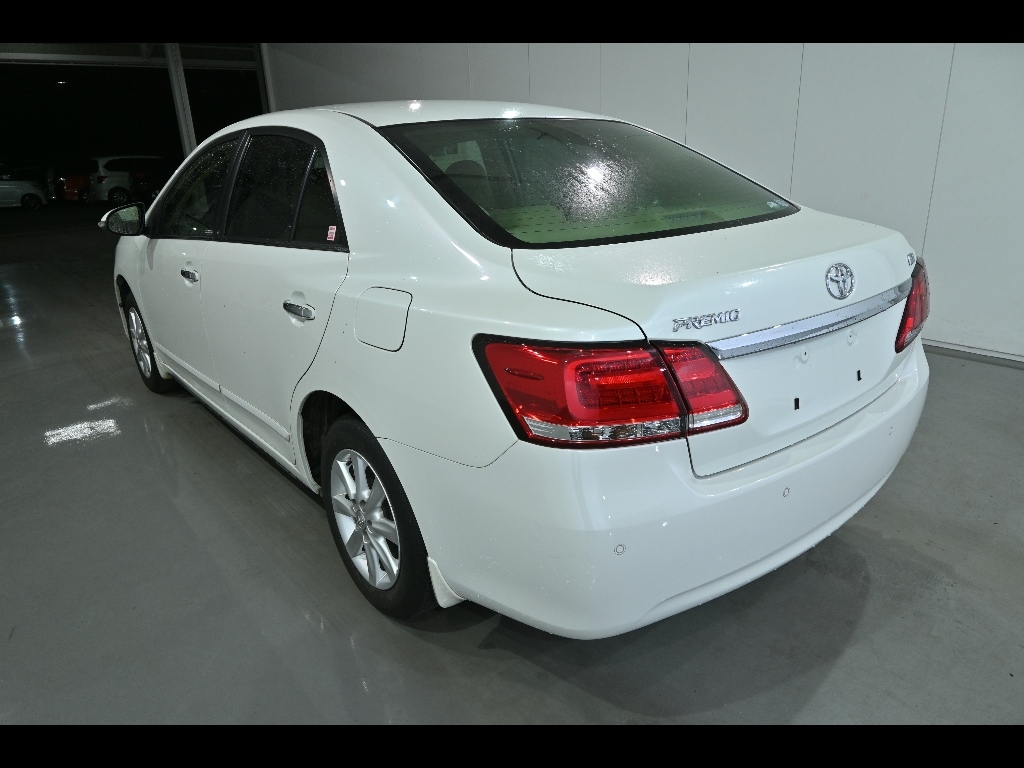 TOYOTA PREMIO