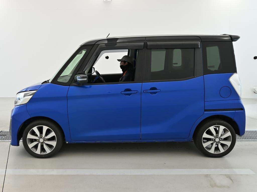 MITSUBISHI EK SPACE