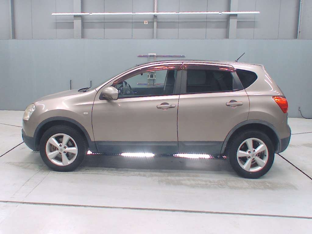 NISSAN DUALIS