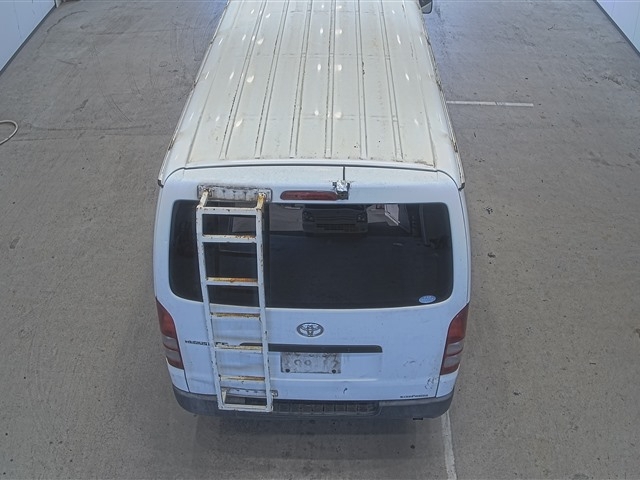 TOYOTA REGIUS ACE