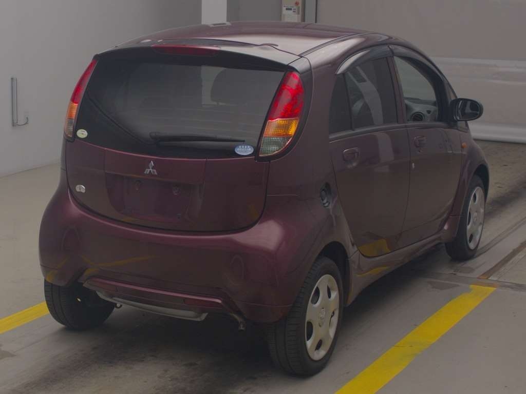 MITSUBISHI I
