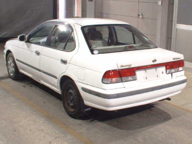 NISSAN SUNNY