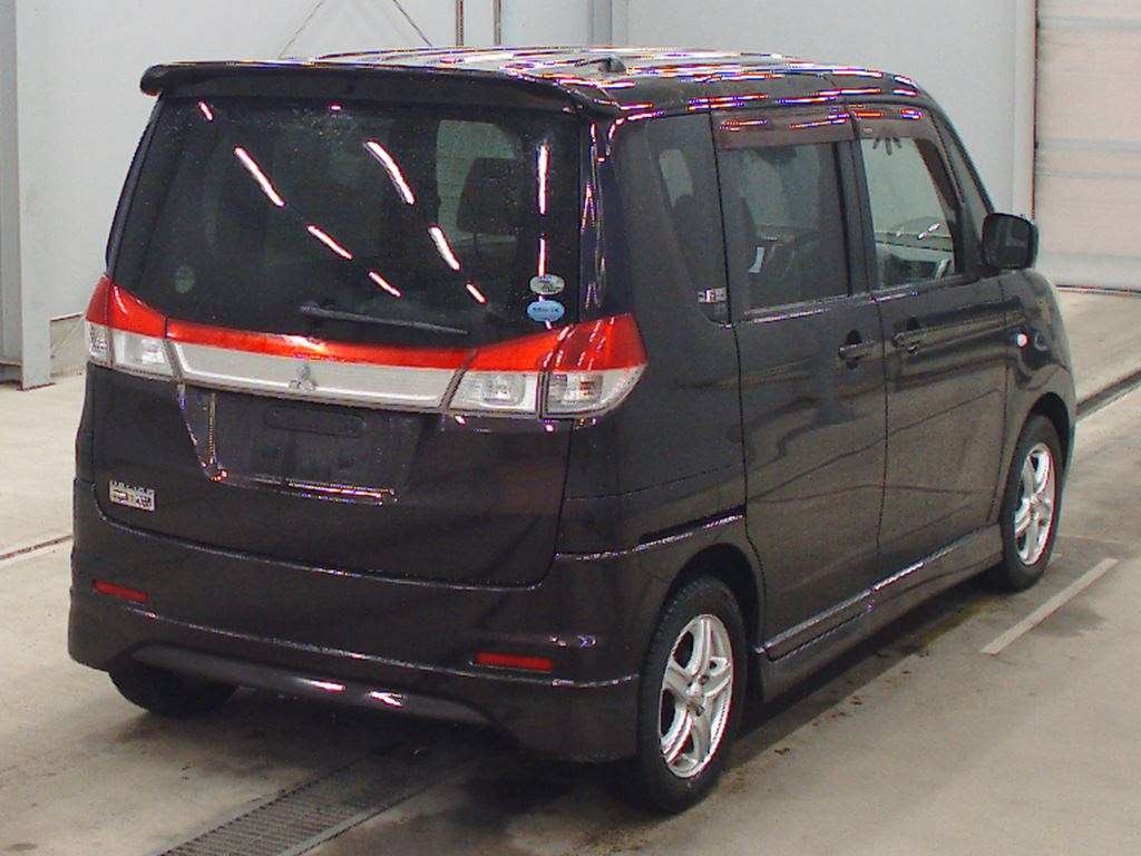 MITSUBISHI DELICA D:2