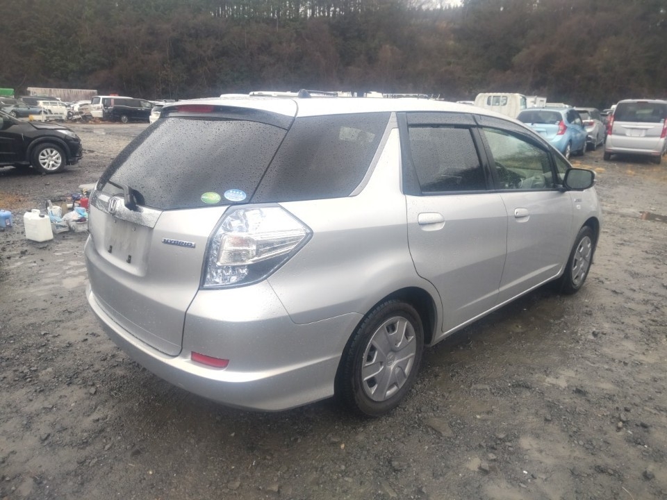 HONDA FIT SHUTTLE