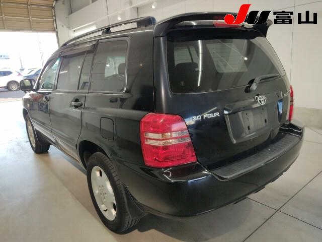 TOYOTA KLUGER V