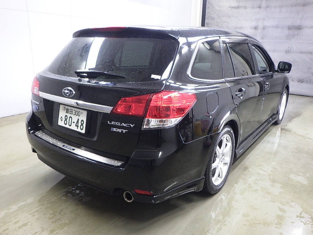 SUBARU LEGACY
