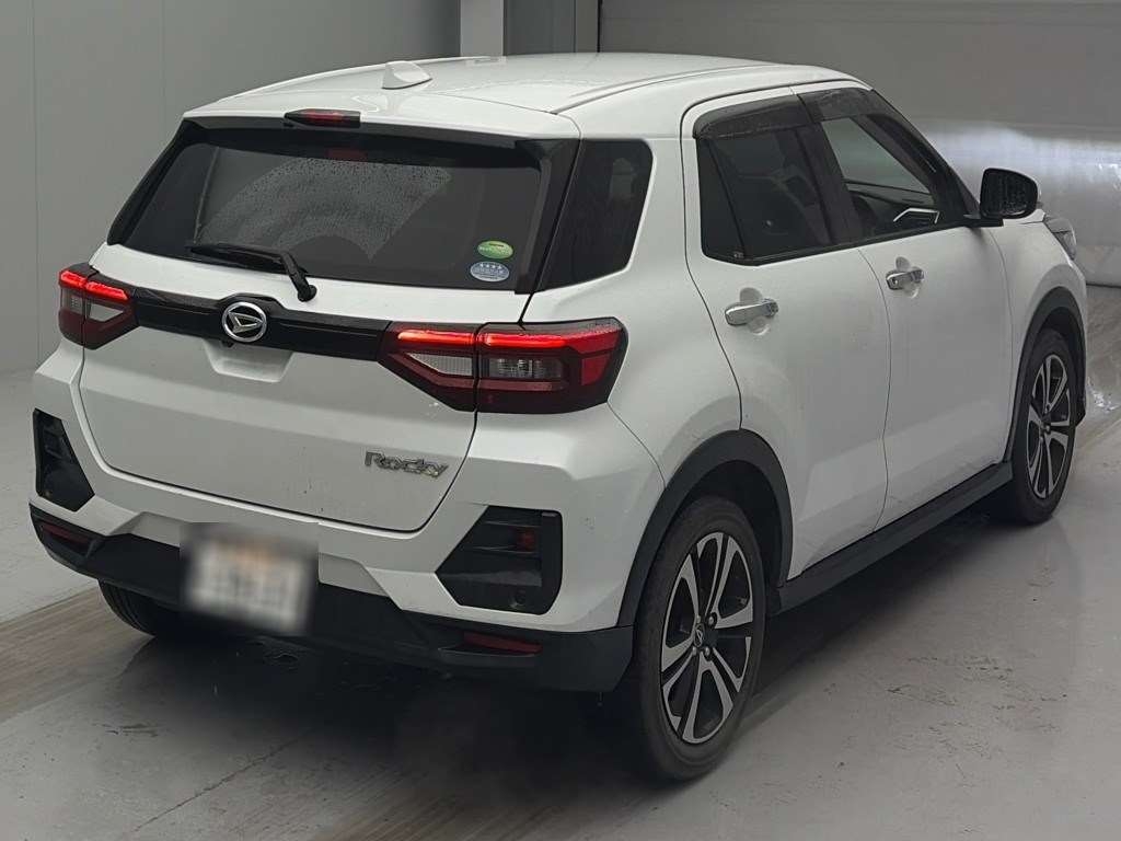 DAIHATSU ROCKY