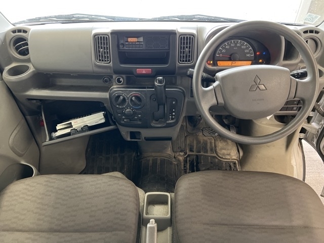 MITSUBISHI MINICAB
