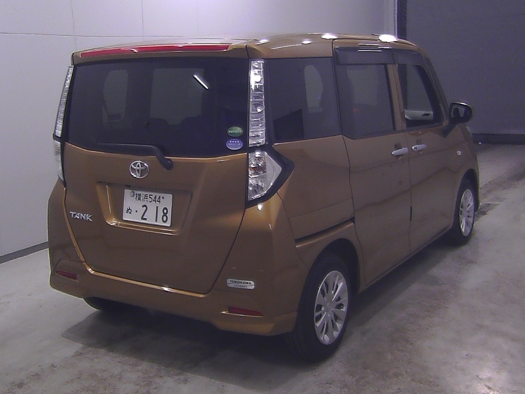 TOYOTA TANK