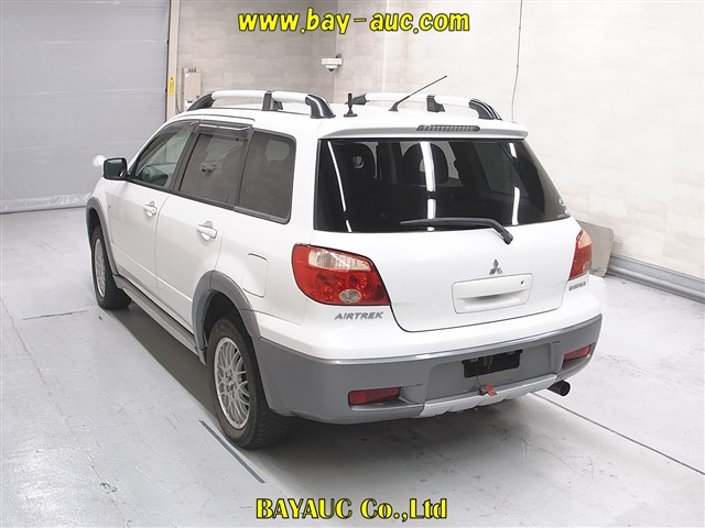 MITSUBISHI AIRTREK