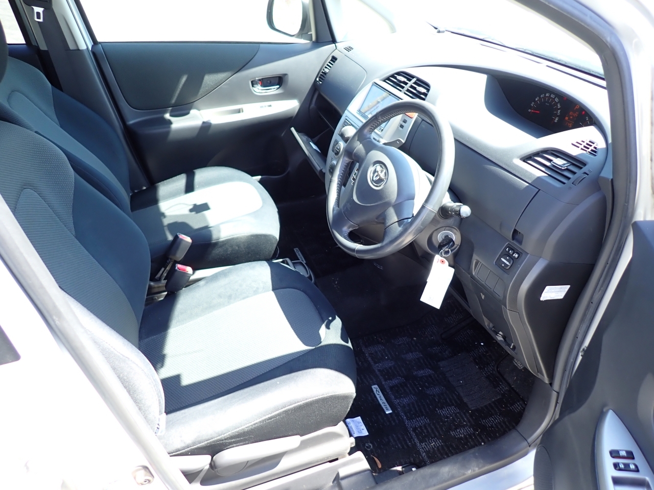 TOYOTA RACTIS