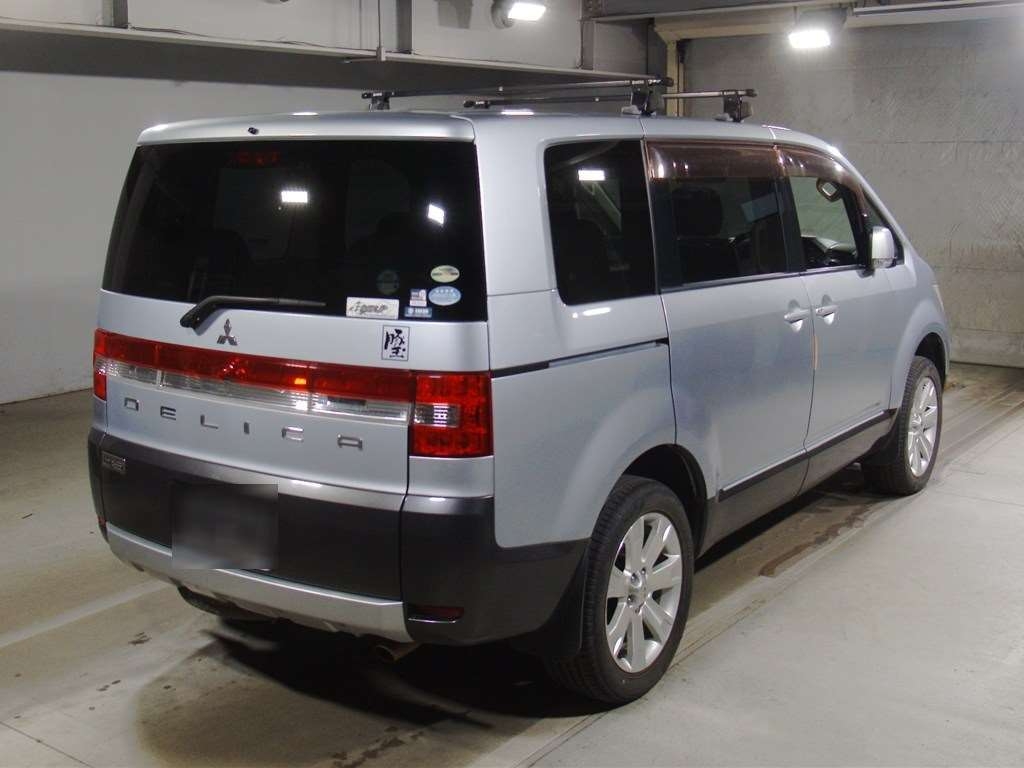 MITSUBISHI DELICA D:5