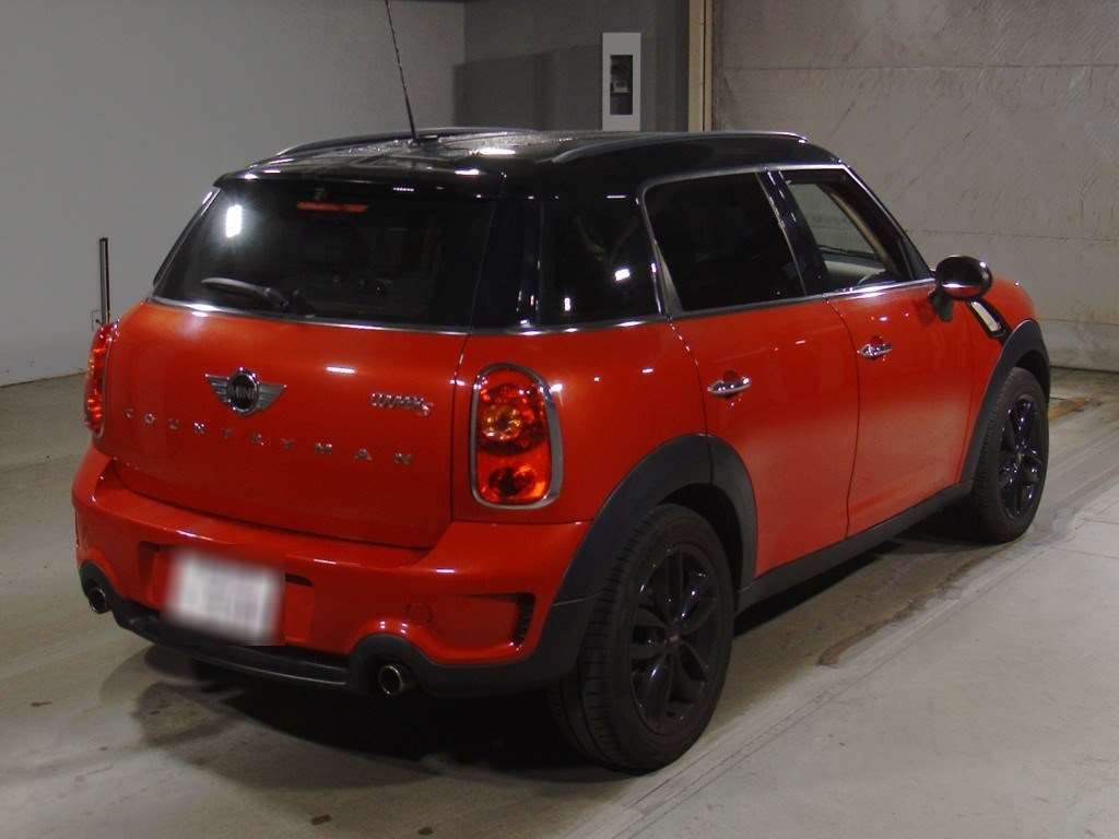 MINI CROSSOVER