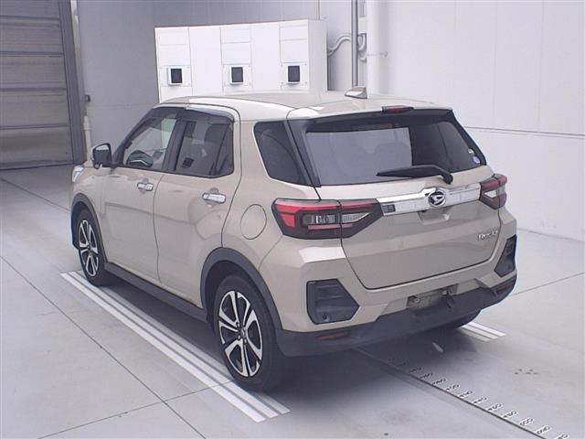 DAIHATSU ROCKY