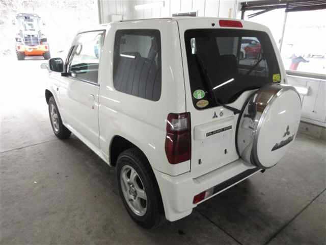 MITSUBISHI PAJERO MINI