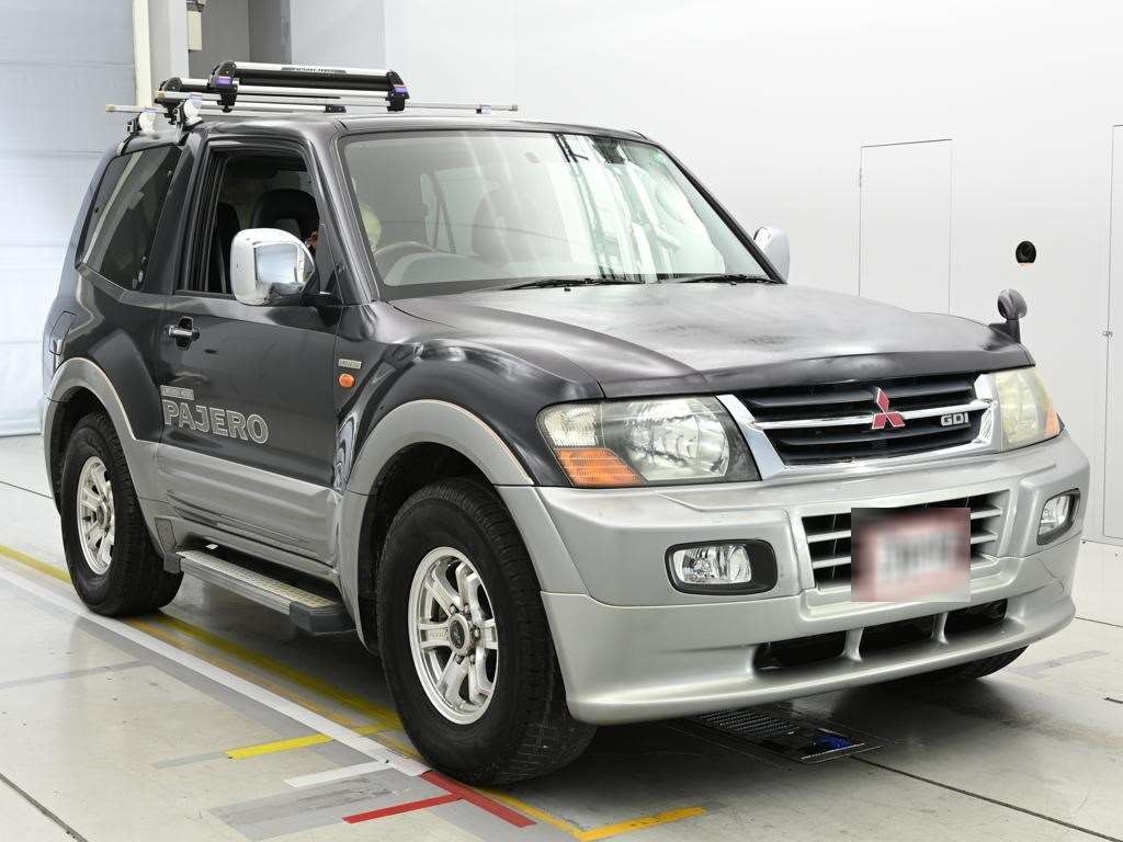 MITSUBISHI PAJERO