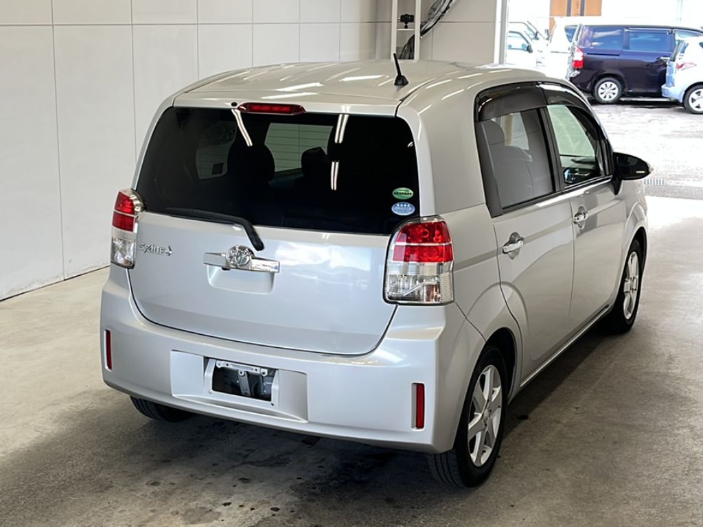 TOYOTA SPADE