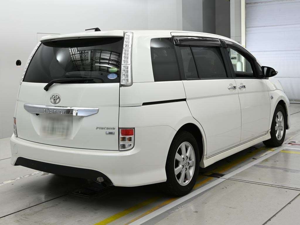 TOYOTA ISIS
