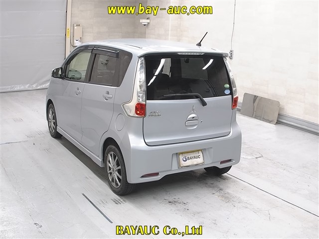 MITSUBISHI EK CUSTOM