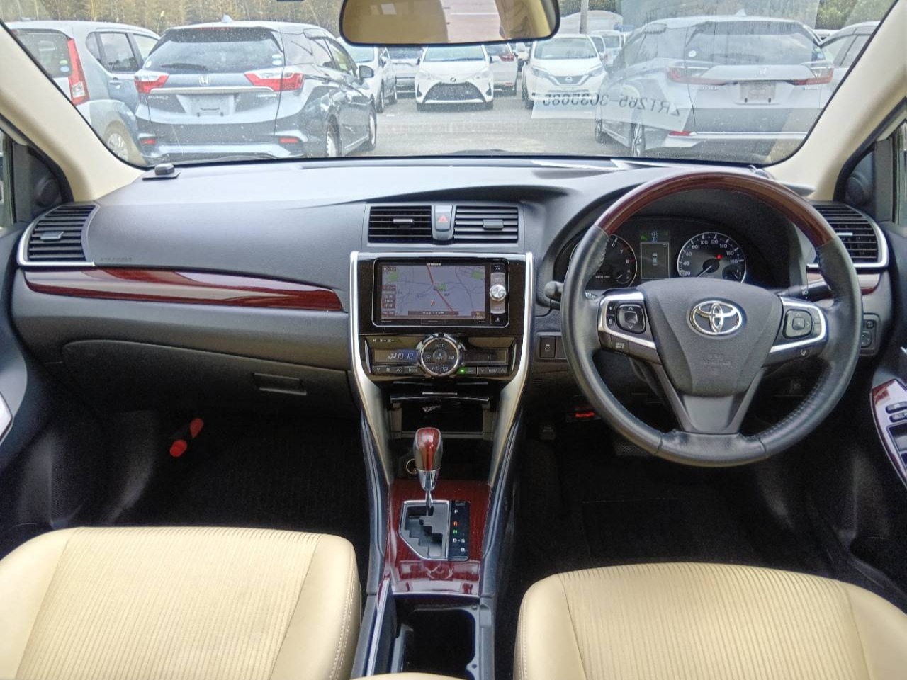 TOYOTA PREMIO