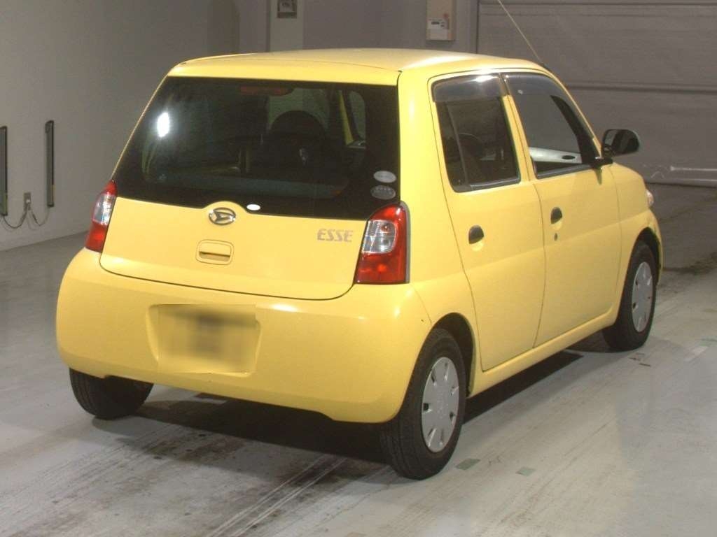 DAIHATSU ESSE