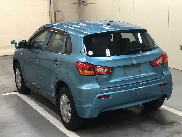MITSUBISHI RVR