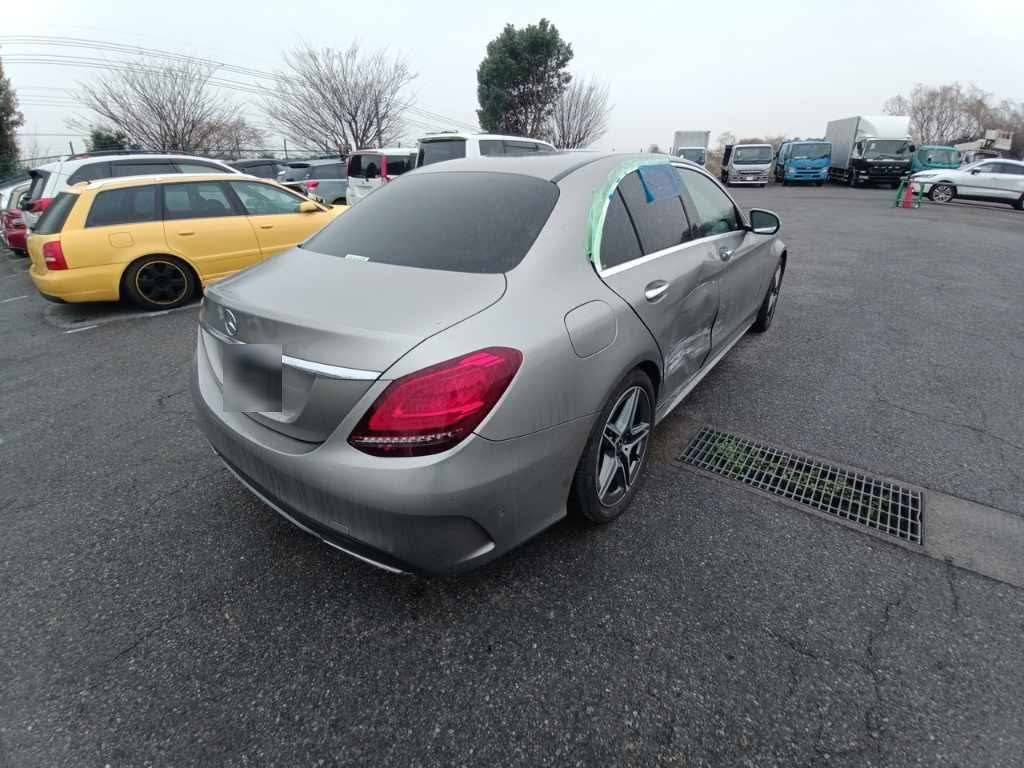 MERCEDES-BENZ C-CLASS