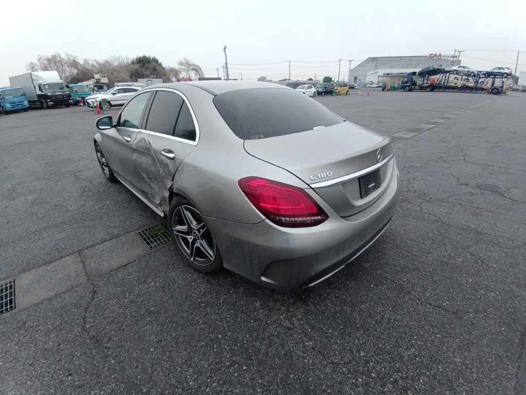 MERCEDES-BENZ C-CLASS
