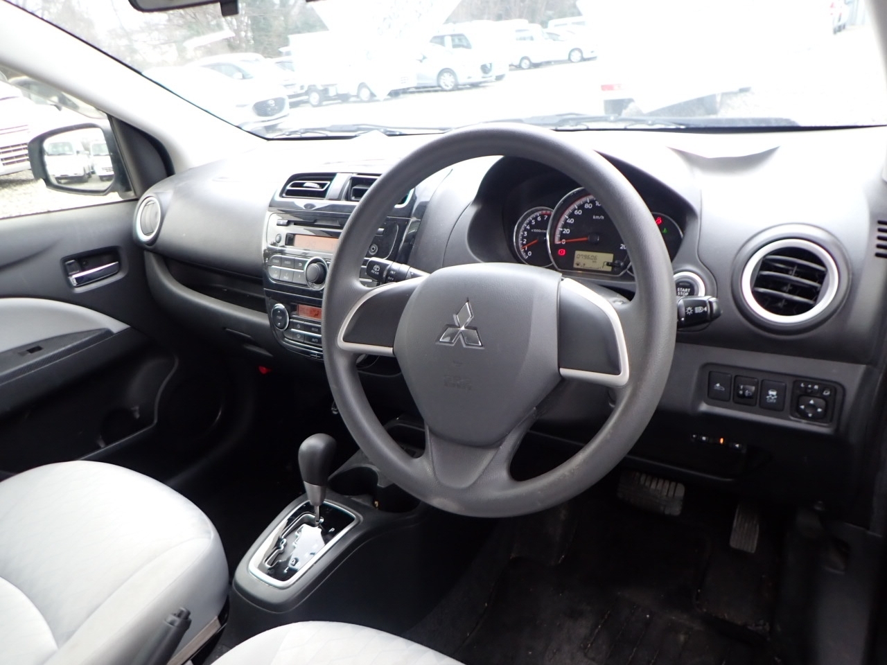MITSUBISHI MIRAGE