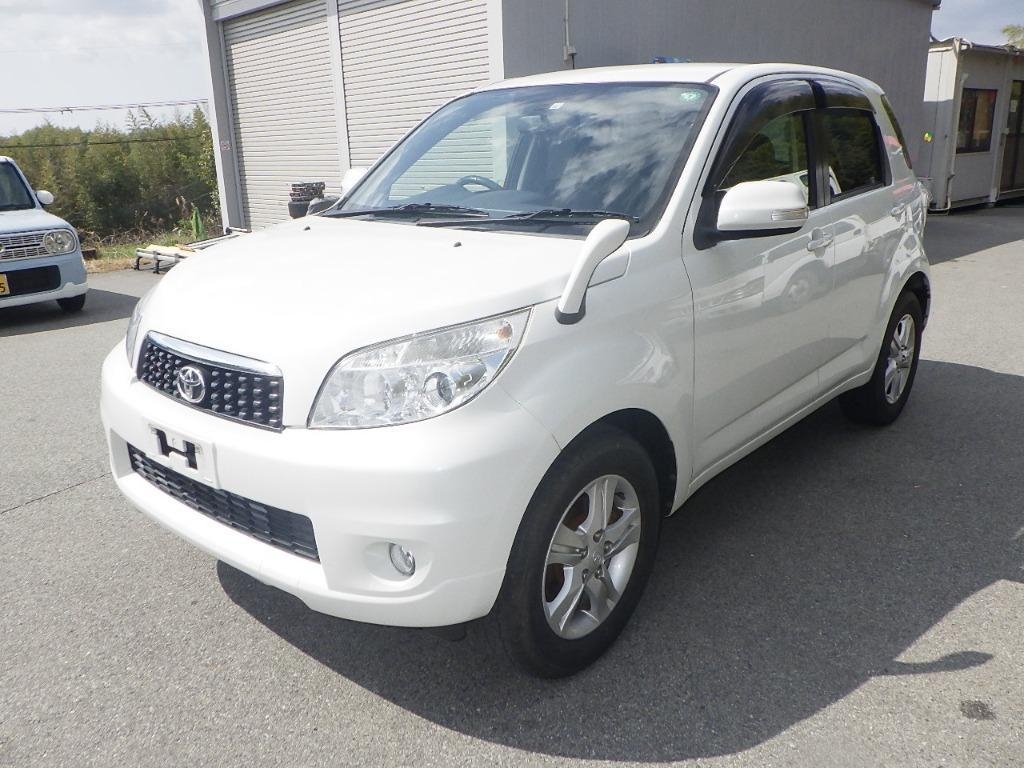 TOYOTA RUSH