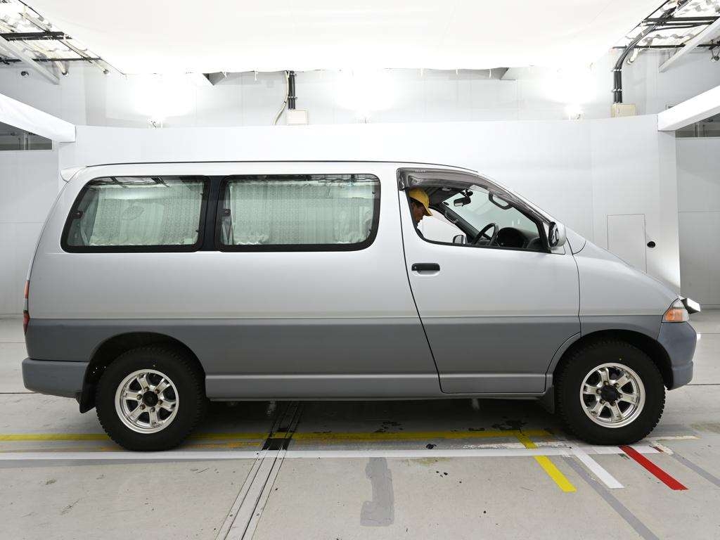 TOYOTA GRANVIA
