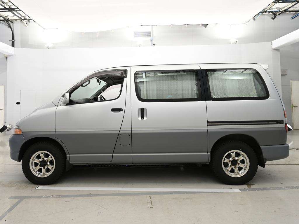 TOYOTA GRANVIA