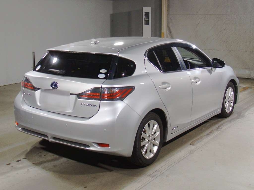 LEXUS CT200H