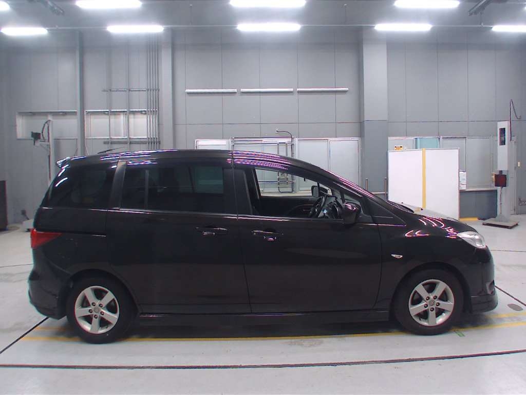 NISSAN LAFESTA